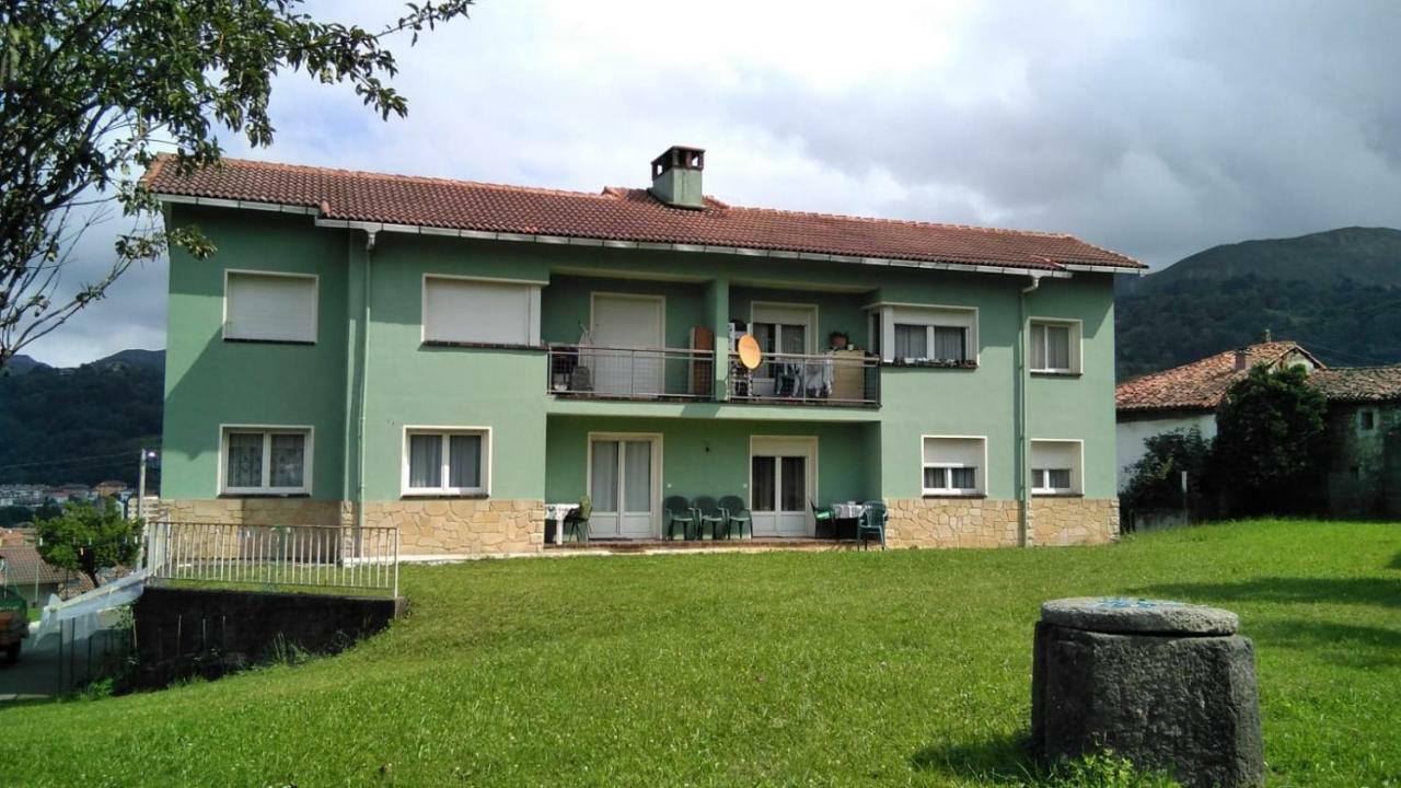 Villa La Huertina Onís Exterior foto
